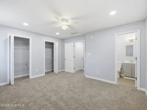 2534 White Oak River Road Maysville NC 28555