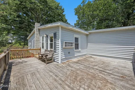 2534 White Oak River Road Maysville NC 28555