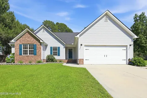 120 Walnut Hills Drive Richlands NC 28574