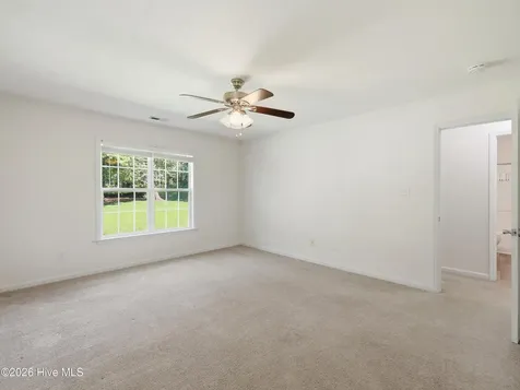 120 Walnut Hills Drive Richlands NC 28574