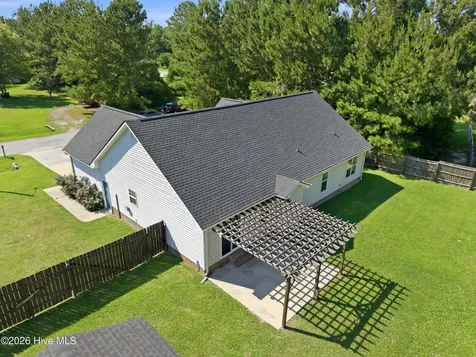 120 Walnut Hills Drive Richlands NC 28574