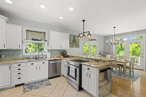 9804 Heath Place Emerald Isle NC 28594