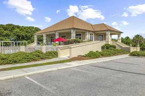 9804 Heath Place Emerald Isle NC 28594