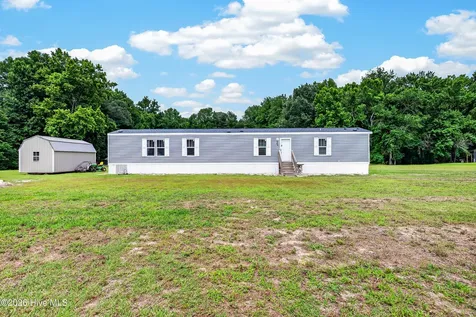 5640 W Nc 55 Highway Cove City NC 28523
