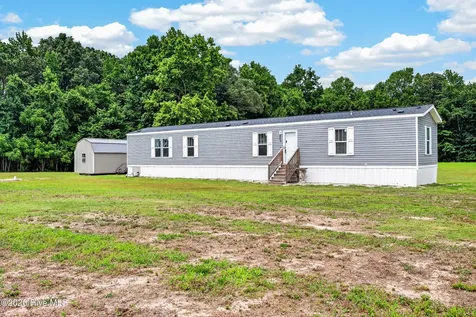 5640 W Nc 55 Highway Cove City NC 28523