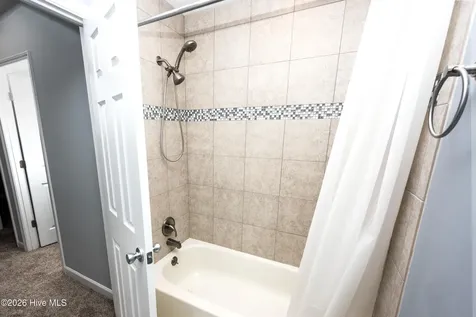 512 Haywood Creek Drive Trent Woods NC 28562