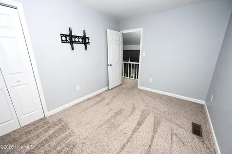 512 Haywood Creek Drive Trent Woods NC 28562