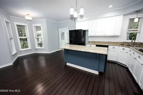 512 Haywood Creek Drive Trent Woods NC 28562