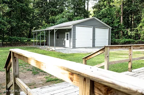 512 Haywood Creek Drive Trent Woods NC 28562