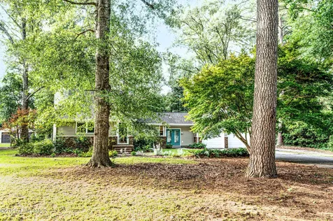 512 Haywood Creek Drive Trent Woods NC 28562