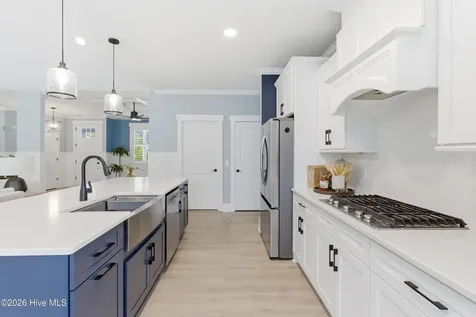194 Hampton Court Hampstead NC 28443