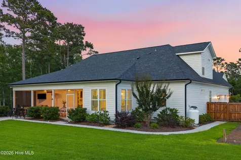 194 Hampton Court Hampstead NC 28443