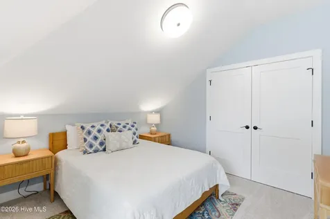 194 Hampton Court Hampstead NC 28443