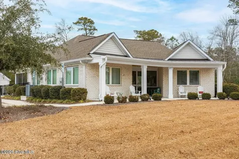 194 Hampton Court Hampstead NC 28443