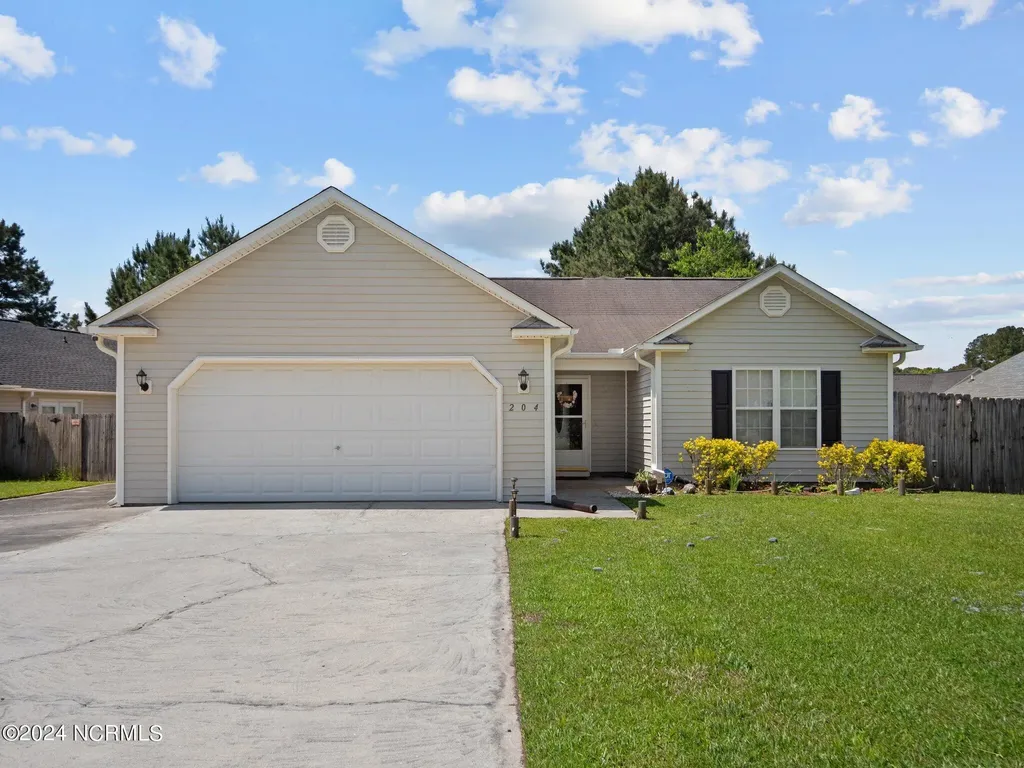 204 Jasmine Lane Jacksonville NC 28546