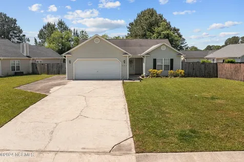204 Jasmine Lane Jacksonville NC 28546