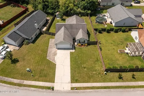 204 Jasmine Lane Jacksonville NC 28546