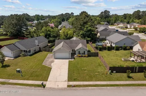 204 Jasmine Lane Jacksonville NC 28546