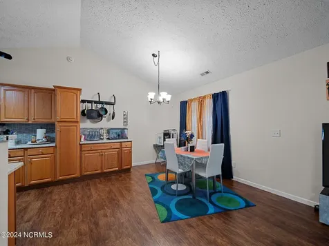 204 Jasmine Lane Jacksonville NC 28546