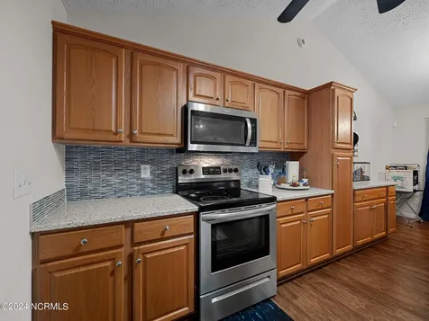 204 Jasmine Lane Jacksonville NC 28546
