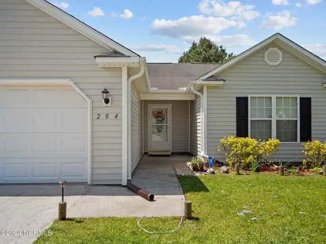204 Jasmine Lane Jacksonville NC 28546