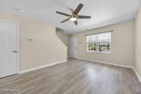 8009 Banister Loop Jacksonville NC 28546