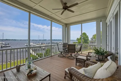 808 E Front Street New Bern NC 28560