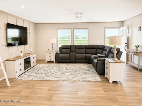 2084 Spring Garden Road New Bern NC 28562