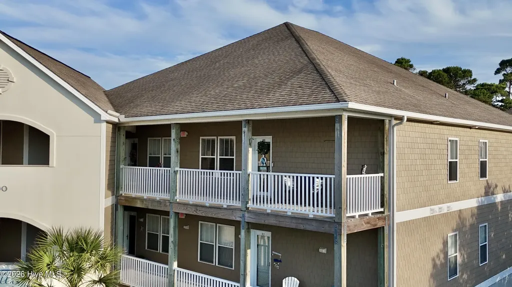 300 Lighthouse Lane Cedar Point NC 28584