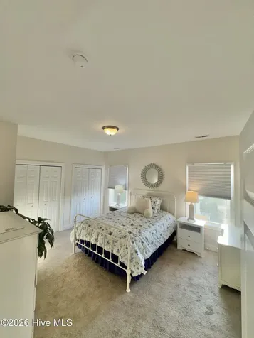 300 Lighthouse Lane Cedar Point NC 28584