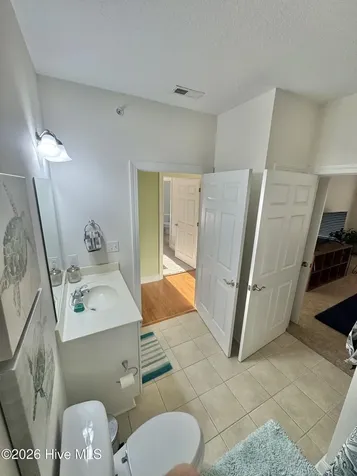 300 Lighthouse Lane Cedar Point NC 28584