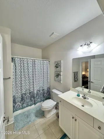 300 Lighthouse Lane Cedar Point NC 28584
