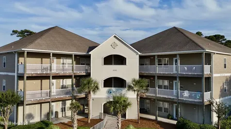 300 Lighthouse Lane Cedar Point NC 28584
