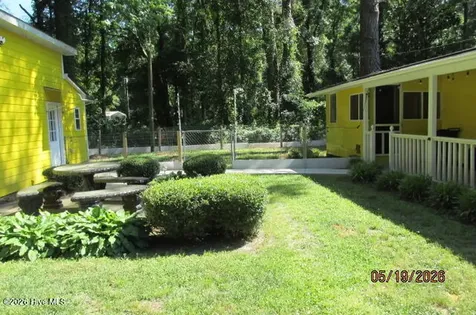 584 N 3rd Street Saint Pauls NC 28384