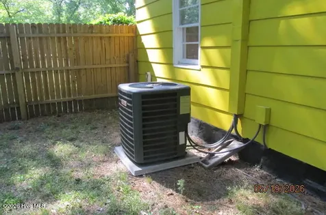 584 N 3rd Street Saint Pauls NC 28384