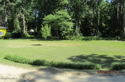 584 N 3rd Street Saint Pauls NC 28384