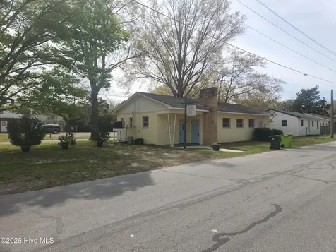 507 Contentnea Avenue New Bern NC 28560