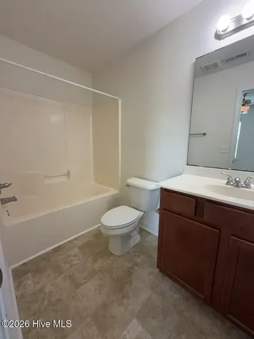 207 Lanieve Court Hubert NC 28539