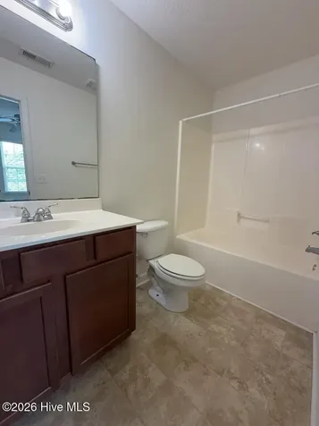 207 Lanieve Court Hubert NC 28539