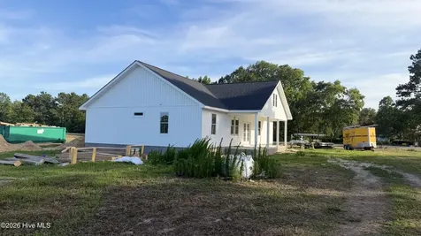 343 Kirby Grange Avenue Bath NC 27808