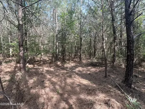 2364 Nc 102 E Ayden NC 28513