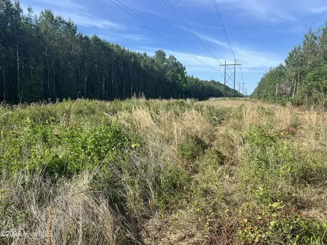 2364 Nc 102 E Ayden NC 28513