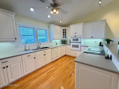 8526 Ocean View Drive Emerald Isle NC 28594
