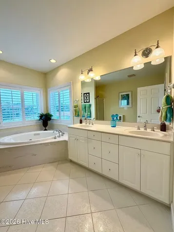 8526 Ocean View Drive Emerald Isle NC 28594