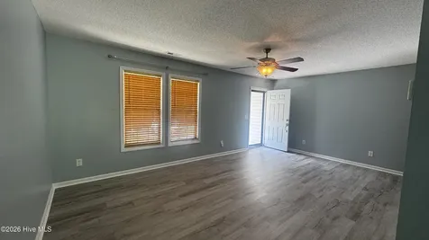 104 Republic Court Jacksonville NC 28540