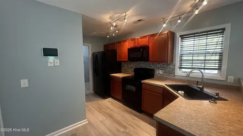 104 Republic Court Jacksonville NC 28540