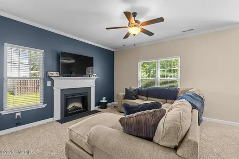 260 Breakwater Drive Sneads Ferry NC 28460