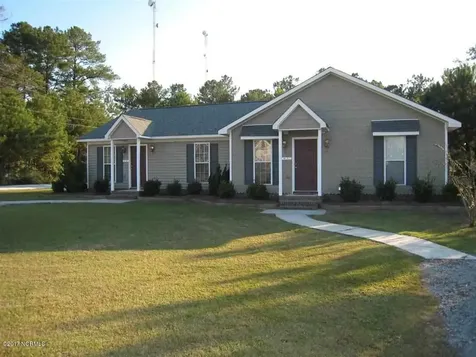 133-2 Starling Road Hubert NC 28539