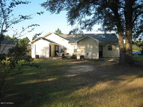 133-2 Starling Road Hubert NC 28539