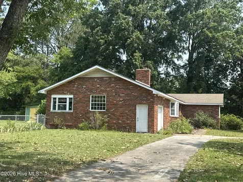 309 Pecan Lane Laurinburg NC 28352